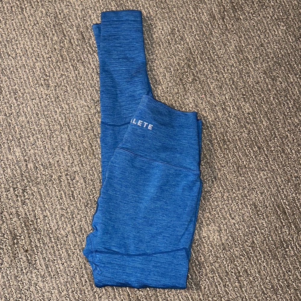 Alphalete workout leggings